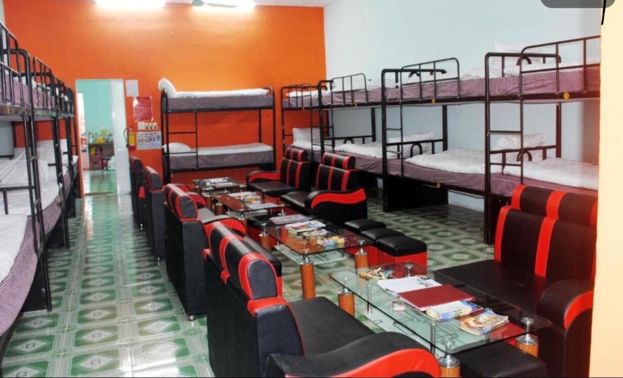 Cu Lac Phong Nha Backpacker Hostel מראה חיצוני תמונה